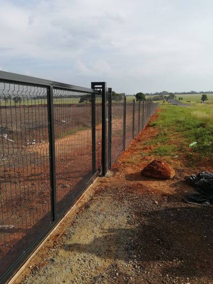 Clear View security fence and gate installed along a smallholding boundary